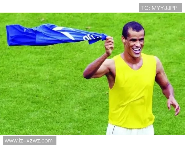 足球明星的胜利姿势大揭秘展现他们的独特庆祝方式与激情瞬间